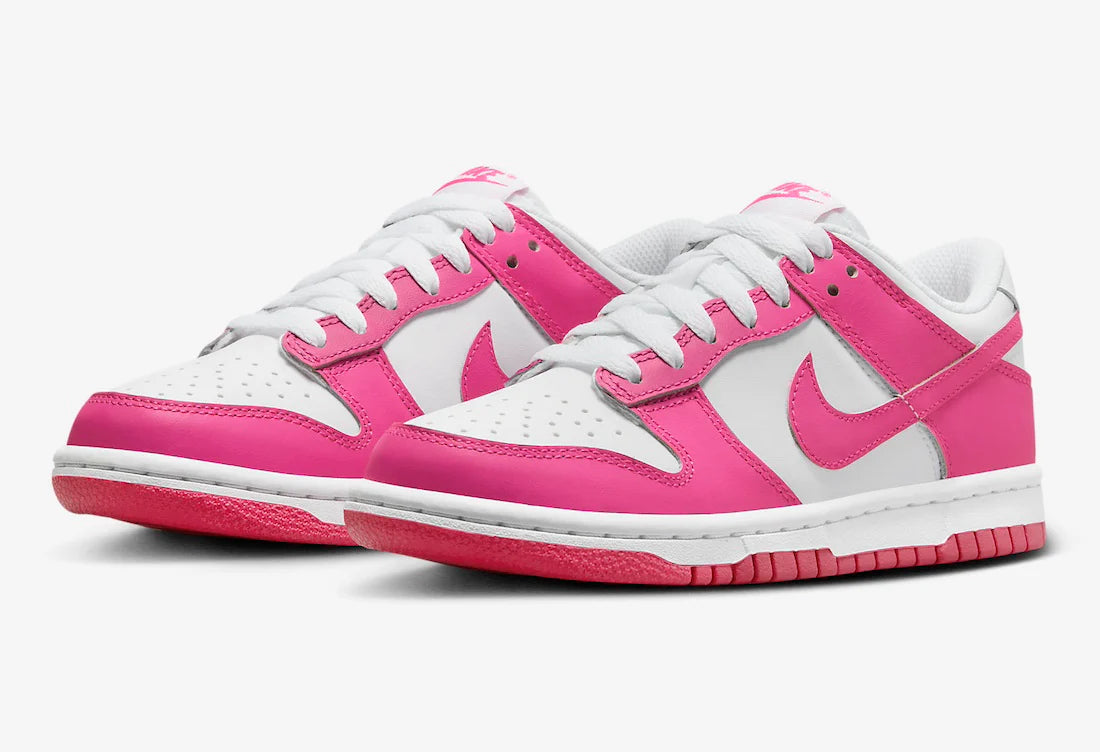 NIKE DUNK LOW