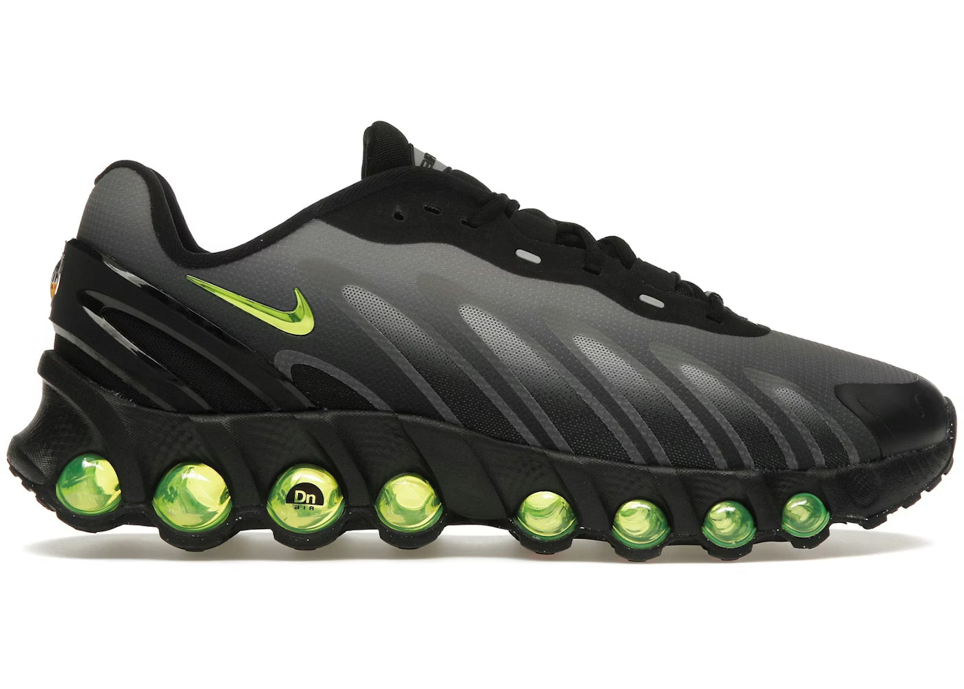 NIKE AIR MAX DN8