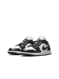 NIKE WMNS AIR JORDAN 1 LOW