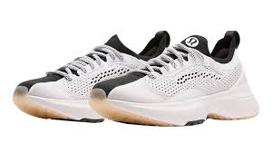 WOMNS CHARGEFEEI 3 WORKOUT SHOE