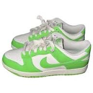 NIKE DUNK LOW