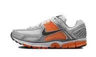 NIKE ZOOM VOMERO  5